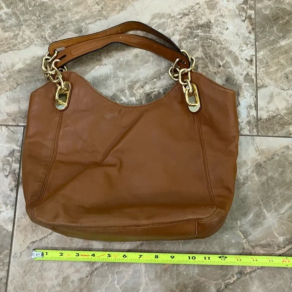 MICHAEL KORS BROWN LEATHER LILLY CHAIN HOBO - Picture 4 of 7